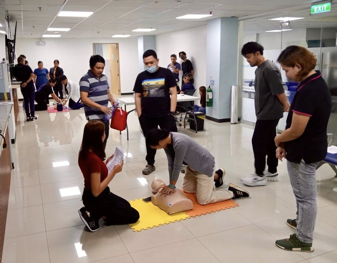 Basic Life Support & Advanced Cardiac Life Support (BLS & ACLS) Training Image